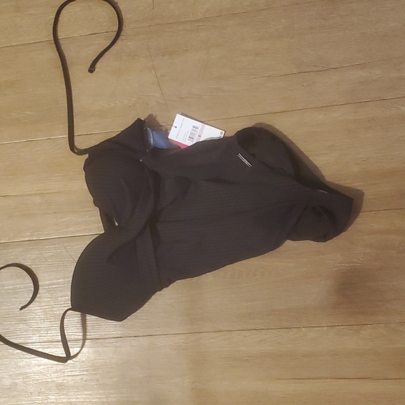 NWT Vince Camuto Molded Cup Wrap Front One Piece Black Swimsuit - Ripple Effect - Picture 6 of 13